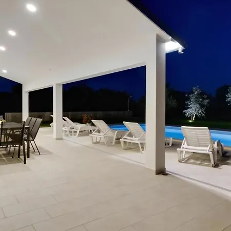 House Piljan Vikendica *